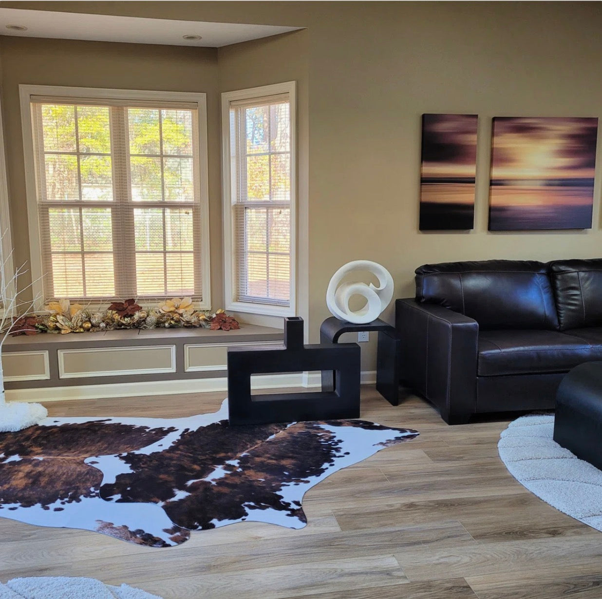 20” Decorative Premium Resin Sculpture