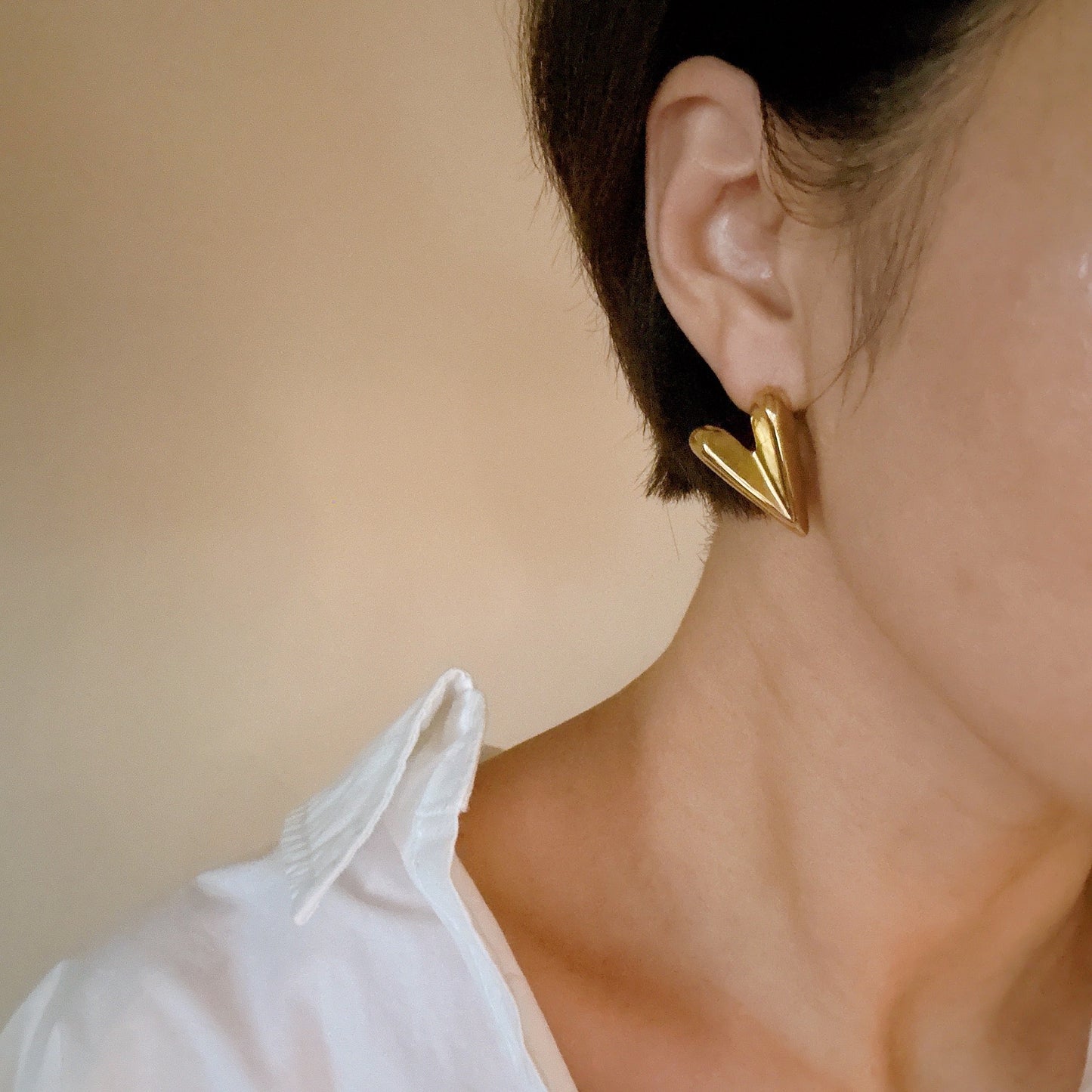 Hey Love Heart Stud Earrings-2