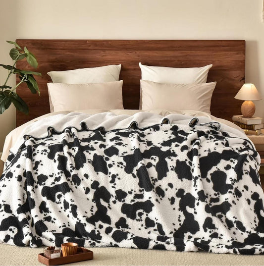 1| Tiger Sherpa Fleece Blanket King Size, Thick and Warm Reversible Blanket